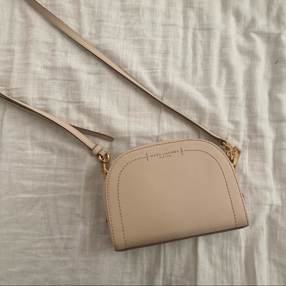 SOLD Marc Jacobs cream playback crossbody bag - Picture 3 of 9